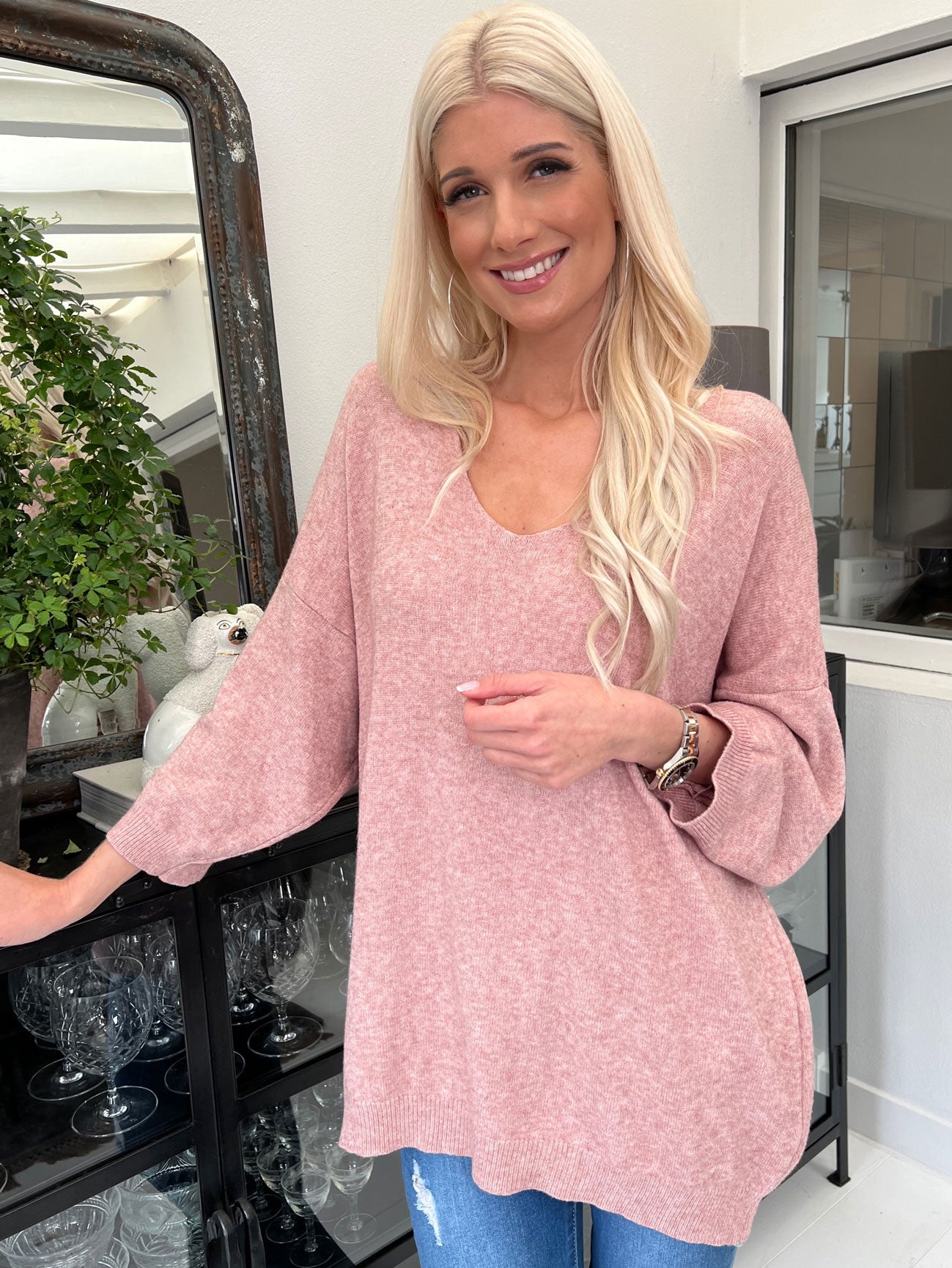 Esther - Stickad i överdimensionerad look